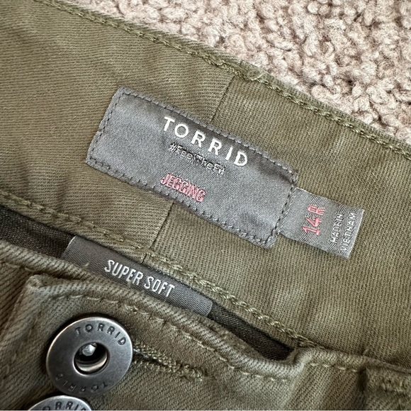 Torrid Olive Green Moto Skinny Jegging Pant Womens 14R - Picture 7 of 11
